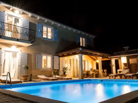 Location Maison à Bokordici 8 personnes