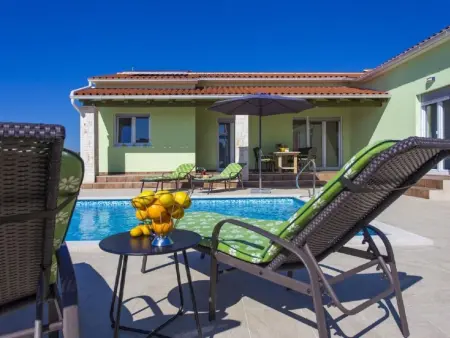 Location Maison à Bokordici 6 personnes