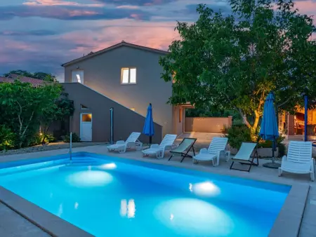 Location Maison à Bokordici 7 personnes