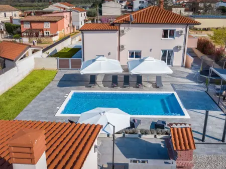 Location Maison à Fažana 12 personnes