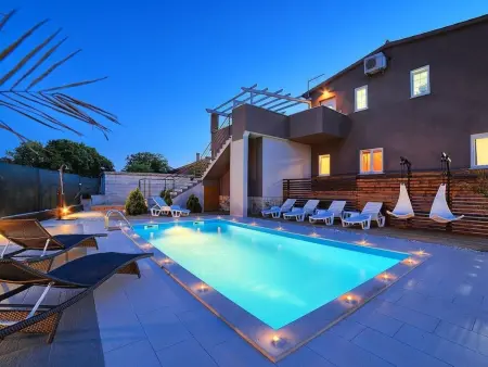 Location Maison à Pula 12 personnes