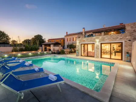 Location Maison à Pula Banjole 11 personnes