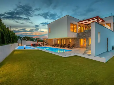 Location Maison à Pula Banjole 10 personnes