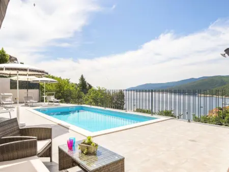 Location Maison à Rabac 8 personnes