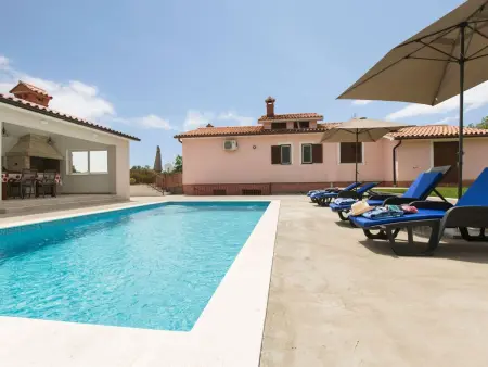 Location Maison à Drenje 4 personnes