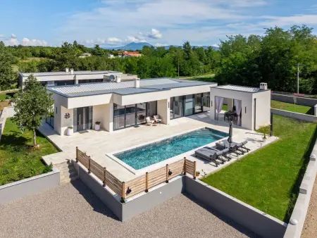 Location Maison à Nedescina 6 personnes