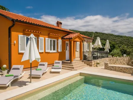 Location Maison à Cres Martinščica 8 personnes