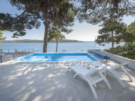 Location Maison à Losinj   Mali Losinj 5 personnes