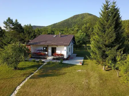 Location Maison à Rudanovac 8 personnes