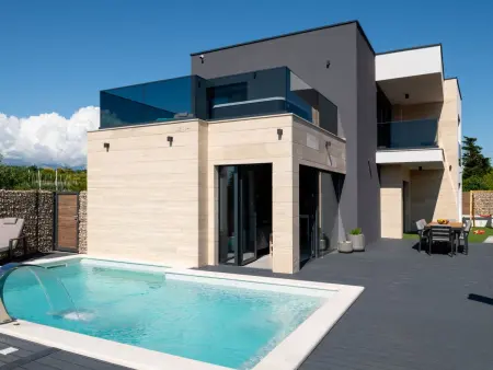 Location Maison à Krneza 7 personnes