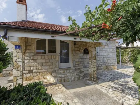 Location Maison à Vir 4 personnes