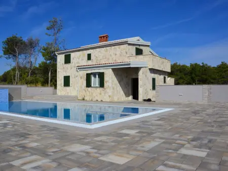 Location Maison à Vir 10 personnes