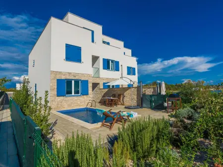 Location Maison à Privlaka 8 personnes