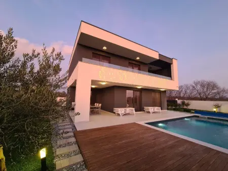 Location Maison à Privlaka 8 personnes