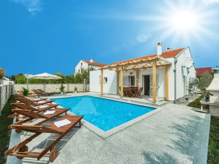 Location Maison à Privlaka 8 personnes