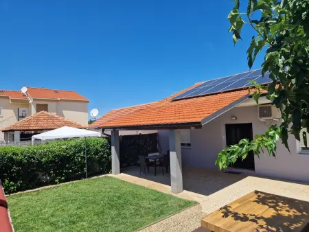 Location Maison à Debeljak 5 personnes