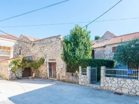 Location Maison à Debeljak 2 personnes