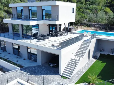 Location Maison à Pašman Banj 10 personnes