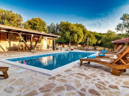 Location Maison à Drage 8 personnes