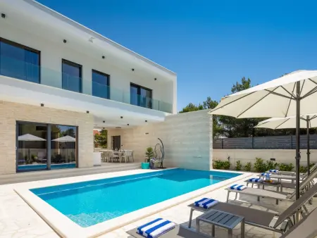 Location Maison à Vodice 10 personnes