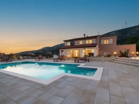 Location Maison à Bilice 9 personnes