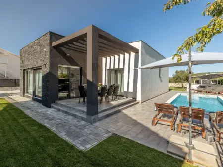 Location Maison à Bilice 6 personnes