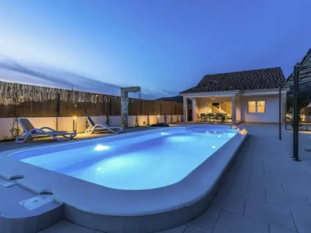 Location Maison à Bilice 7 personnes