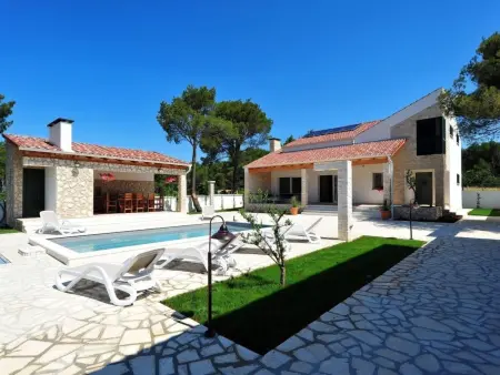 Location Maison à Bilice 8 personnes