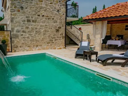 Location Maison à Drniš 5 personnes