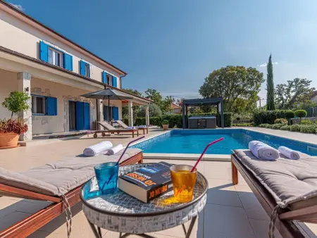 Location Maison à Drniš 8 personnes