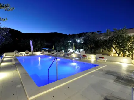 Location Maison à Kaštel Novi 12 personnes