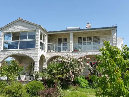 Location Maison à Neoric 10 personnes