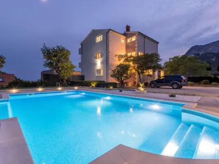 Location Maison à Klis 8 personnes