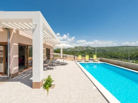 Location Maison à Dugopolje 8 personnes