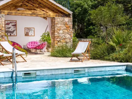 Location Maison à Rudina 6 personnes