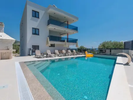 Location Maison à Makarska 12 personnes