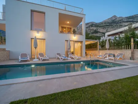 Location Maison à Makarska 8 personnes