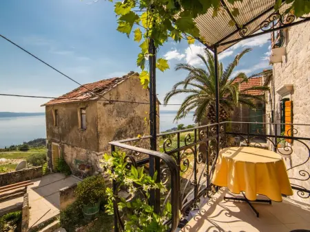 Location Maison à Podgora 1 personnes