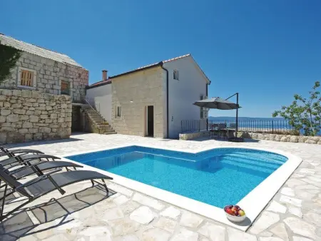 Location Maison à Podgora 4 personnes