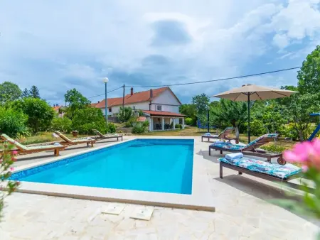 Location Maison à Donji Vinjani 8 personnes