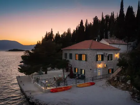 Location Maison à Blace 10 personnes