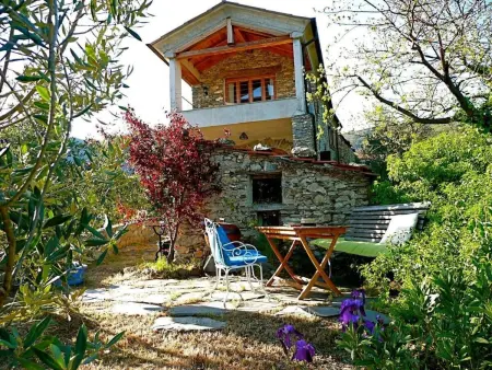 Location Maison à Aquila di Arroscia 2 personnes