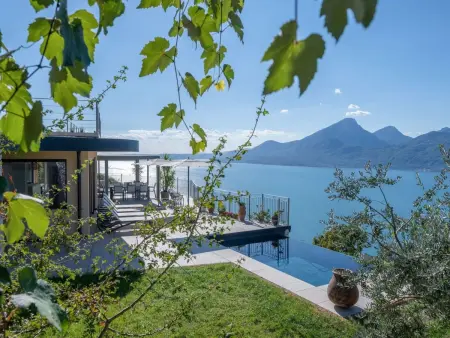 Location Maison à Brenzone 8 personnes