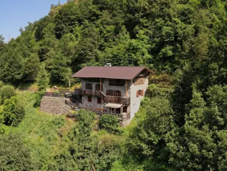 Location Maison à Frassilongo 5 personnes
