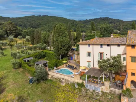 Location Maison à Castelfalfi 9 personnes