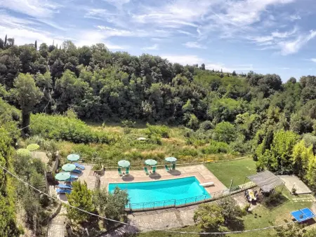 Location Maison à Palaia 8 personnes