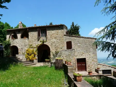 Location Maison à Chianni 9 personnes