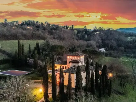 Location Maison à Vicchio 12 personnes