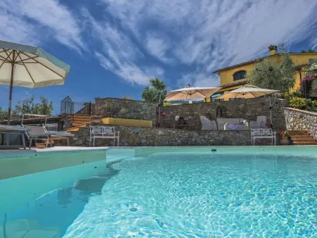 Location Maison à Serravalle Pistoiese 14 personnes