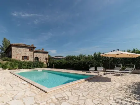 Location Maison à Amelia 20 personnes